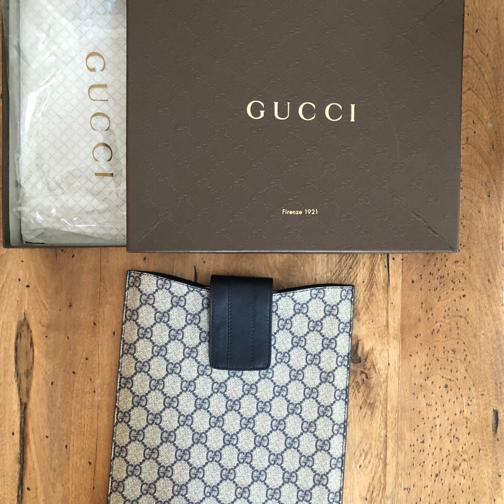 Gucci Navy GG Monogram iPad Case - NEVER USED!